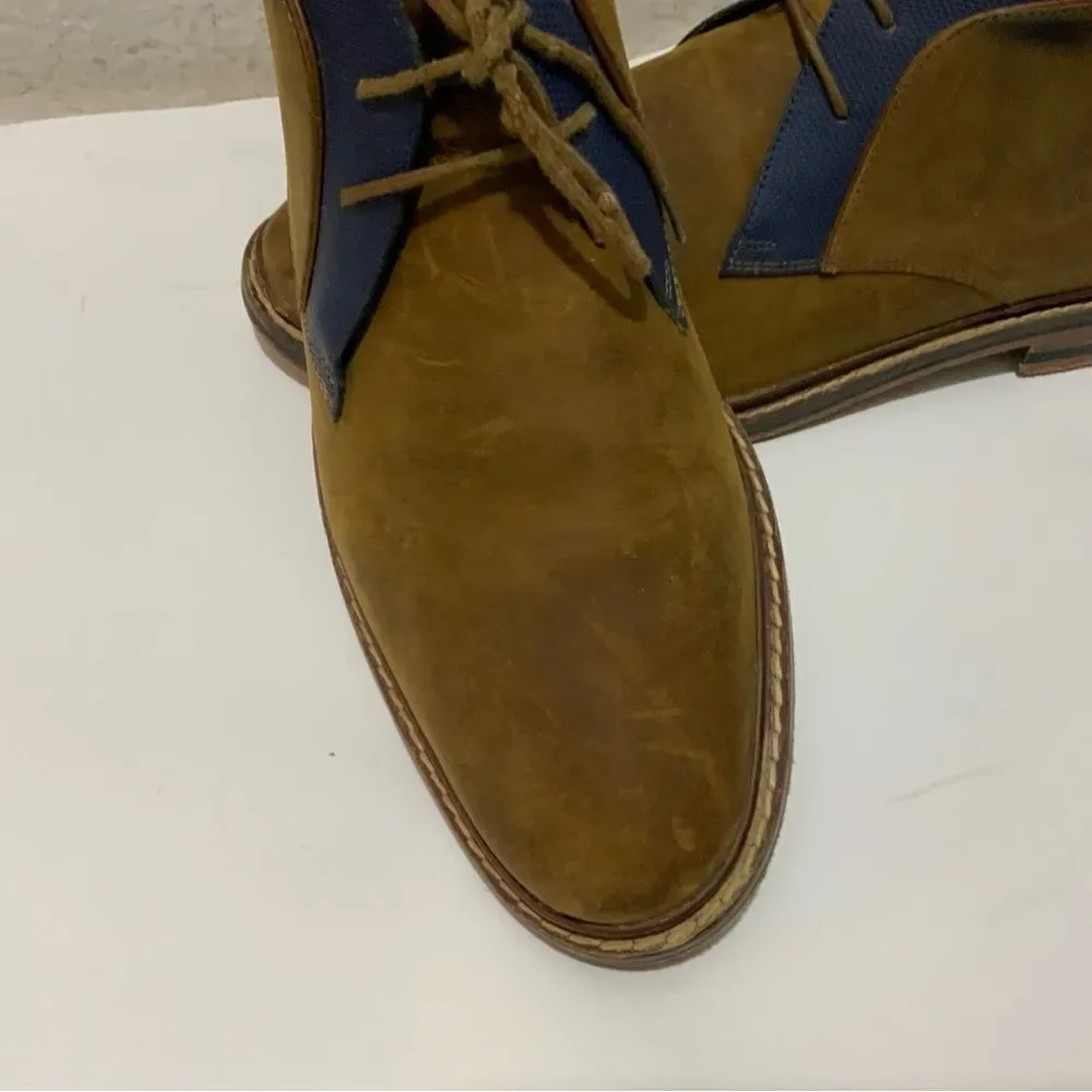 Cole Haan C20149 Mens size 9 Cambridge Chukka Brown leather Boots